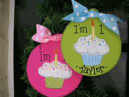 cupcake-christmas-ornament-im-one