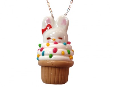 bunny-cupcake-necklacelarge