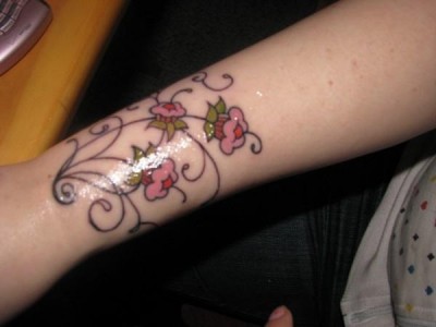 Flower Vine Cupcake Tattoo