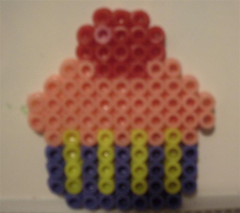 Perler Bead Cupcake (2) All Things Cupcake