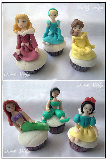 Mini Cupcake Factory from ThinkGeek 
